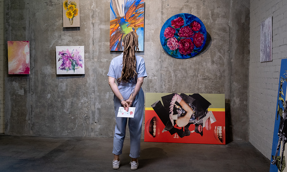 Art market salary satisfaction declines amid ‘redundancies and reduced revenue’, new survey finds Art-market-salary-satisfaction-declines-amid-‘redundancies-and-reduced-revenue-new-survey-finds