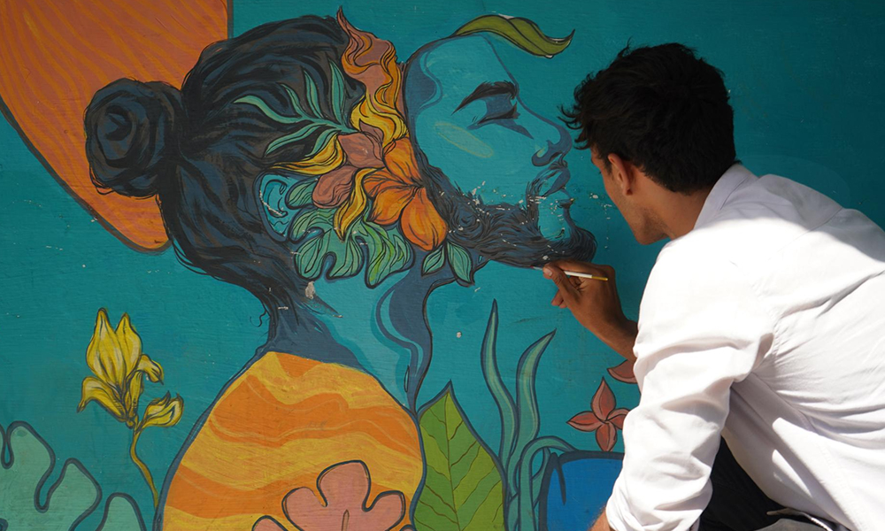 Contemporary Artist Breaks Sales Record at Global Auction Contemporary-Artist-Breaks-Sales-Record-at-Global-Auction