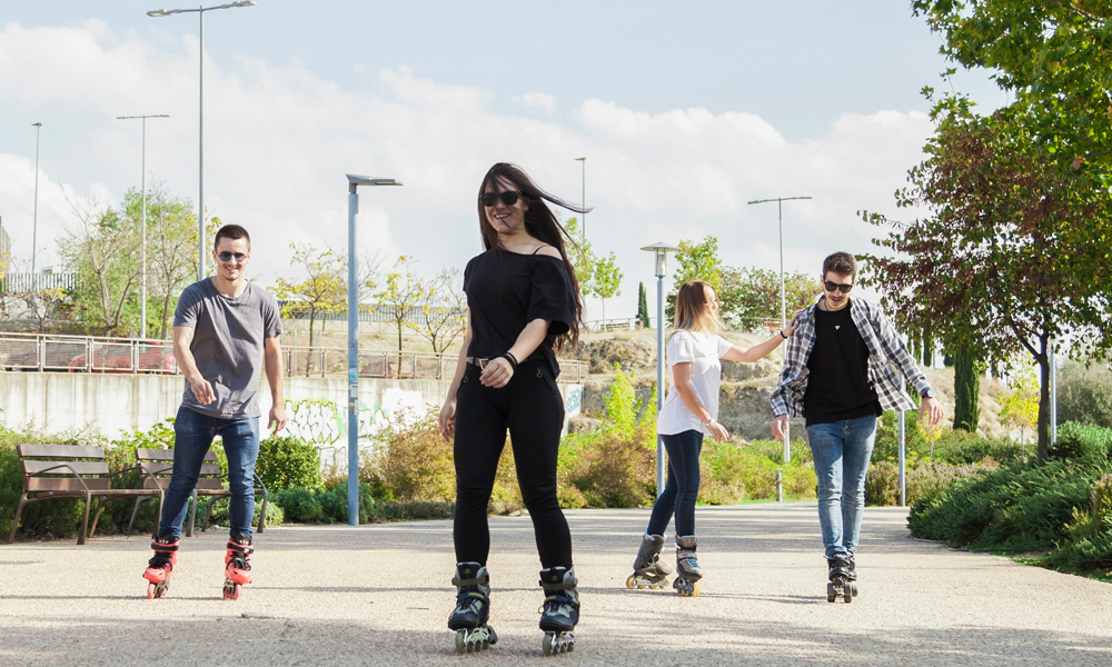 Street-Photography-Movement-Gains-Popularity-Among-Youth